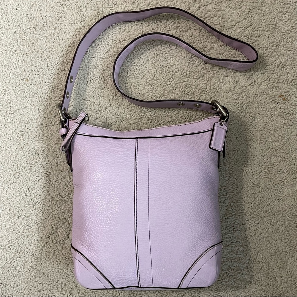 COACH Vintage LAVENDER LILAC Pebbled Leather CROSSBODY Sling DESIGNER Purse BAG